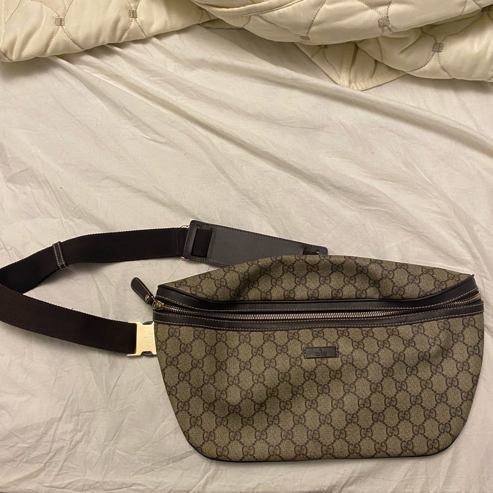 Gucci shoulder bag